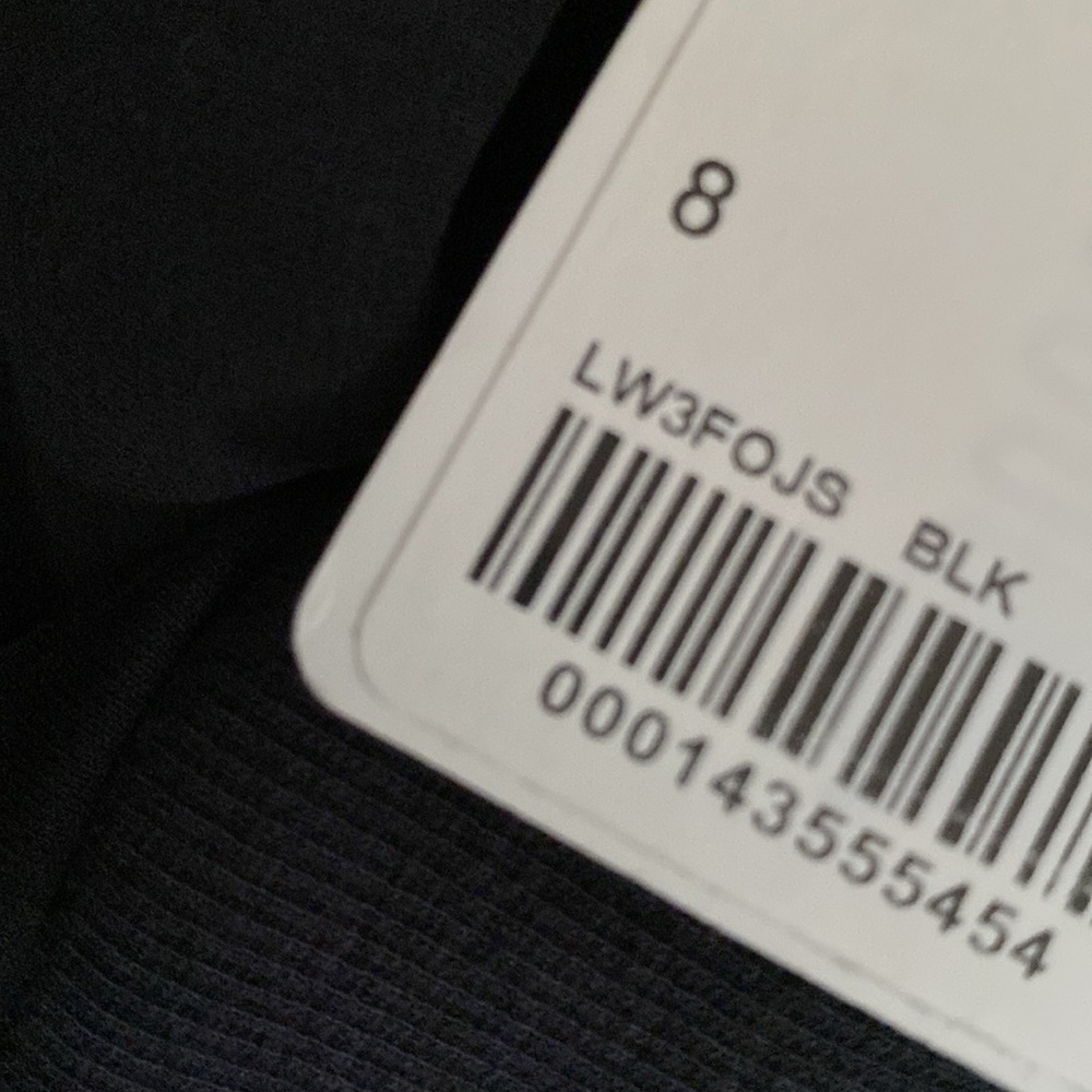 ❤️ Lululemon Softstreme Pocketed Crewneck NWT Size 6 Black - Picture 6 of 6